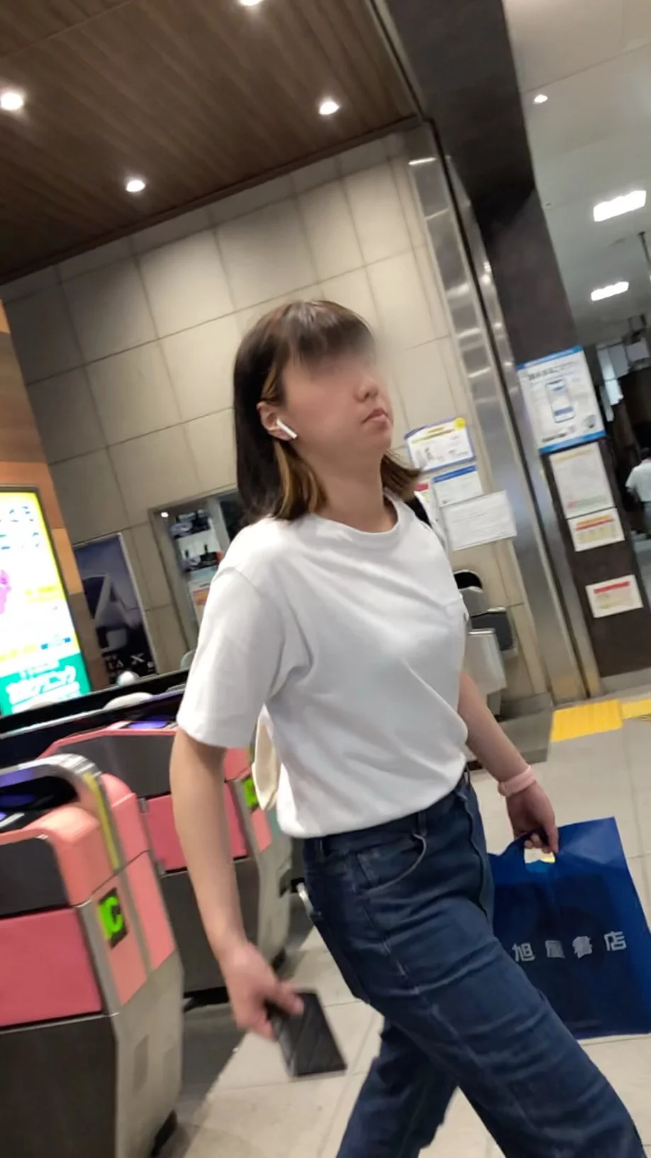 【横からの眺め317_ちっぱいver】爽やか高身長ＪＤのちっぱいバウンドに興奮！-6