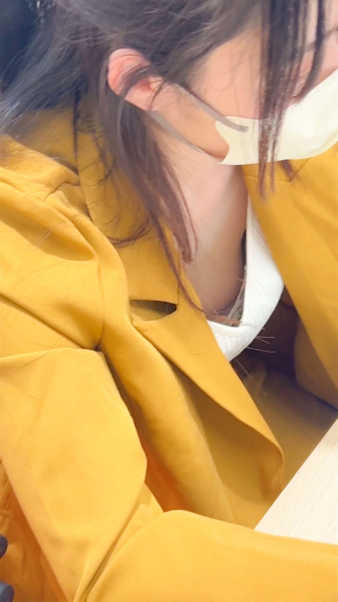 【OLさん乳首胸ちら#39】2名分/マーケティング部/社員旅行打ち合わせ-2