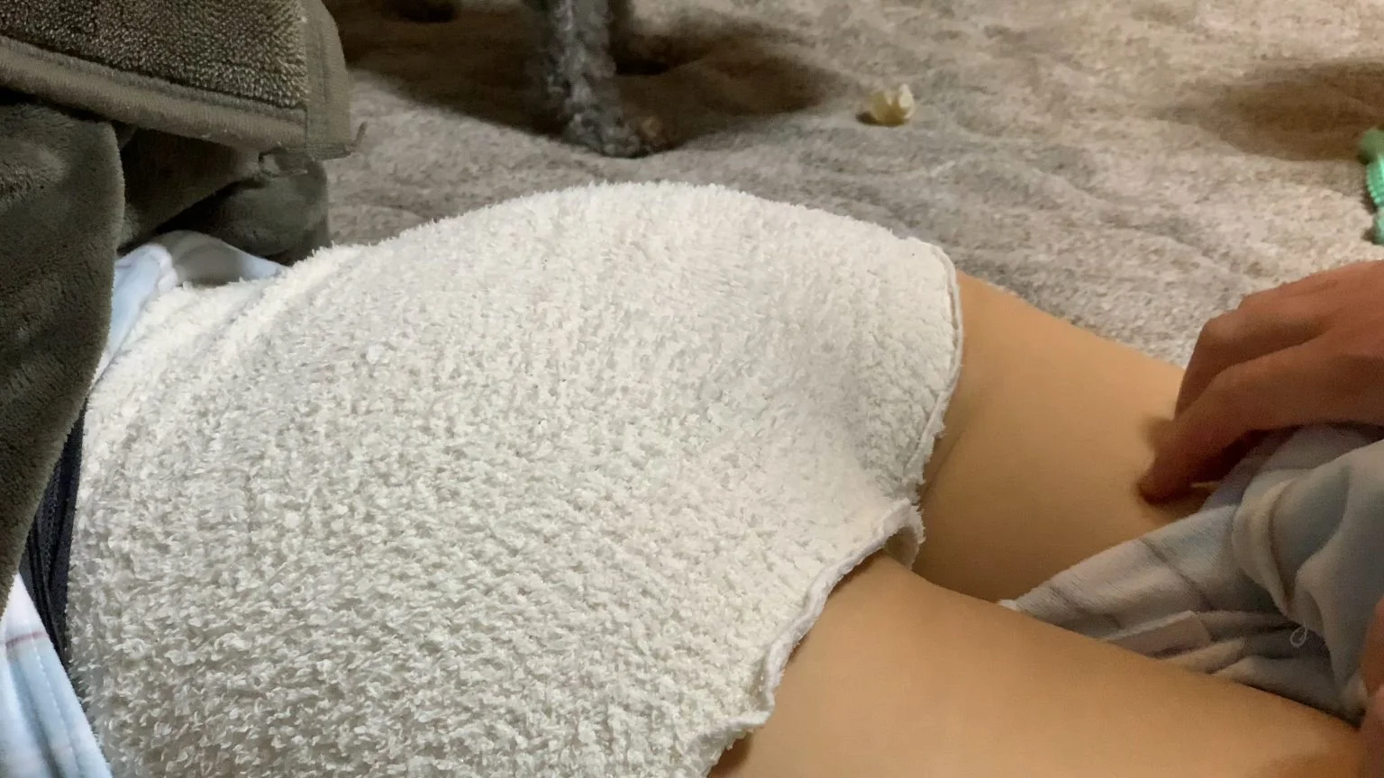 嫁のお尻をマッサージ④-①　4K高画質前半　水色パンツ-1