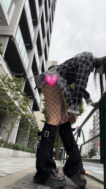 久しぶりの地雷系超ミニスカでモンローぱんちらやばかった(˶°口°˶)-6