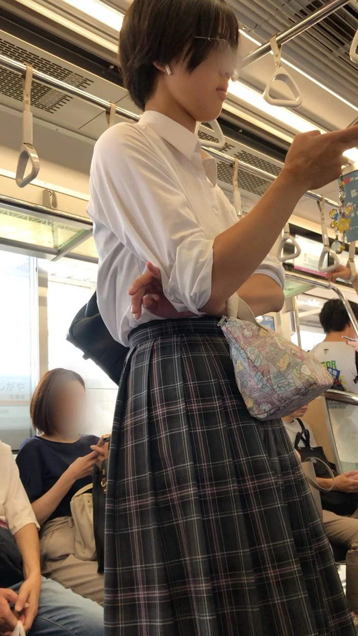【放課後の眺め124】あどけない長身の優等生ＪＫは意外にもナイスバディ！-1