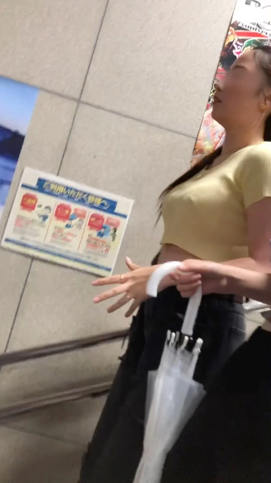 【横からの眺め367】スタイル抜群のＪＤはボリューム満点のＧカップ-1