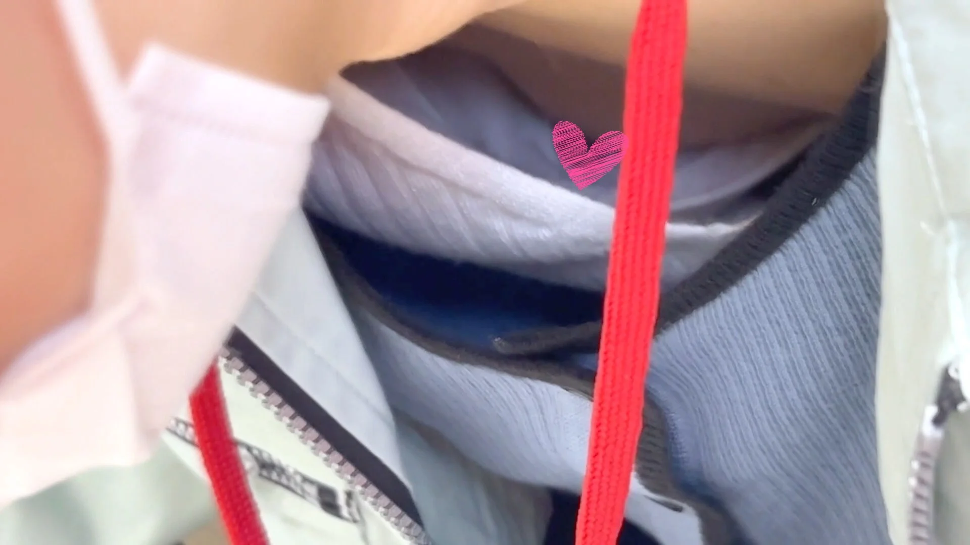 【再販】【同僚OL胸ちら】乳首乳首乳首!!チクビだらけ７名分！-6