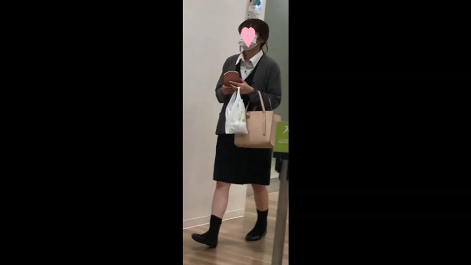 【再販】制服OLのスカートの中29～黒ストOLのスカートの中をフラッシュオンで一点突破～-5