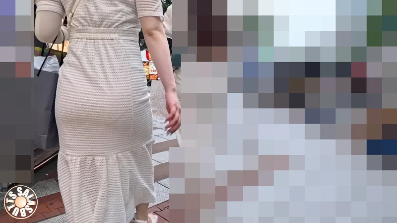 【4K高画質】フチレースがっつりのマーメイドワンピ