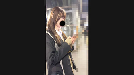 【痴触】塾帰りのお嬢さんに硬直したペニスを押し付ける-3