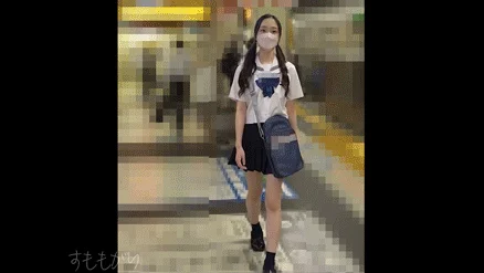 【電車悪戯38】美乳女子に悪戯からの後追い中出し！生意気なびしょ濡れ敏感穴にブチ込みたっぷり生中出し逃げ-1