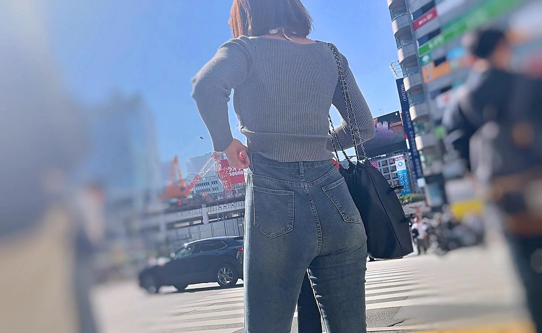プレミアム級のガチパッツン美巨尻！希少なスパッツから極上ヒップを見せつけ庶民を誘惑!-6