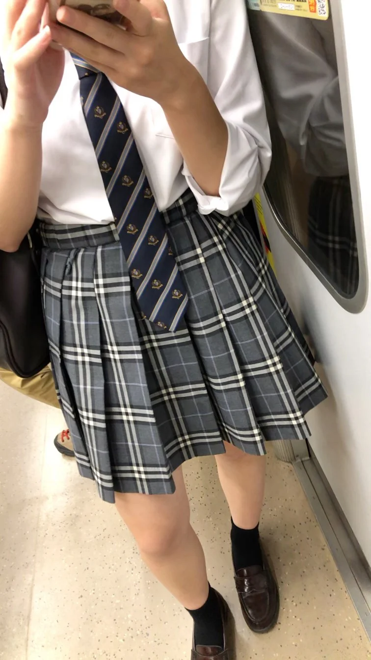【放課後の眺め150】スタイル抜群の今どきＪＫをじっくりと観察！！-3