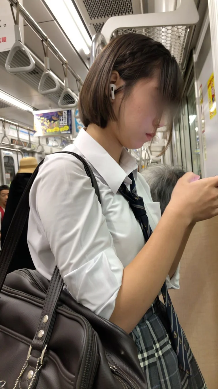 【放課後の眺め150】スタイル抜群の今どきＪＫをじっくりと観察！！