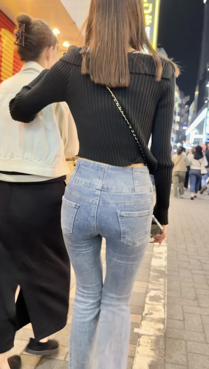 デニム女子コレクションVol.152 美スタイルデニムお姉さんとむっちりデニムのお姉さん