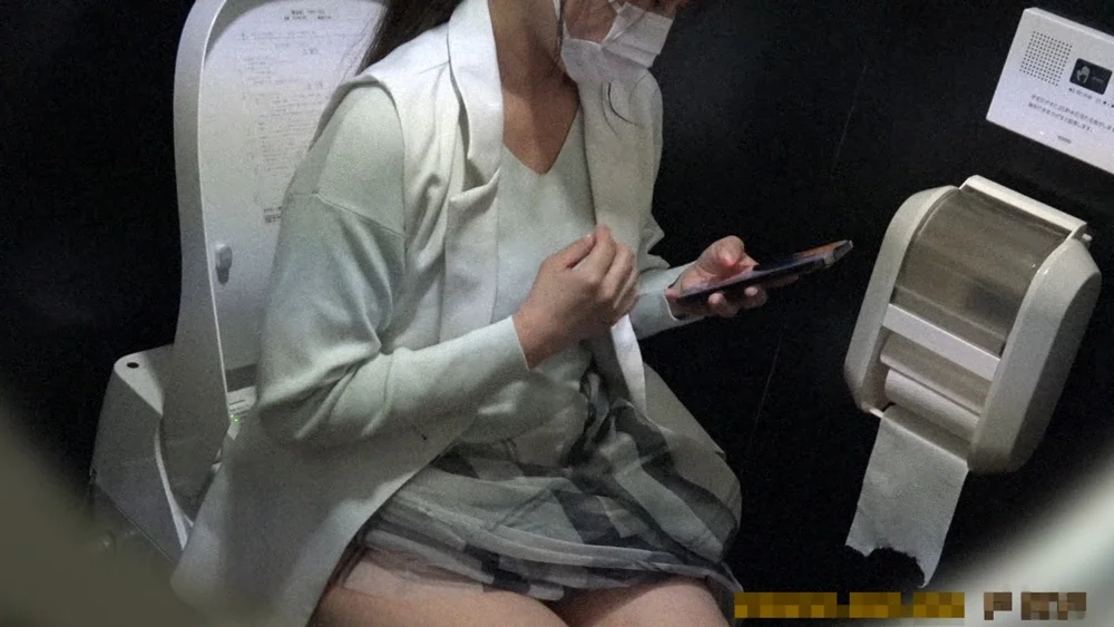 【vol.67】母乳噴射、垂れ流しオナニーする人妻-1