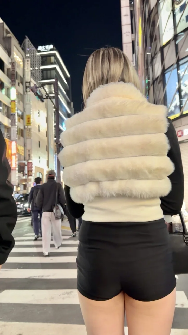 ヒップコレクションVol.88 ショートカットの美尻のショーパンのギャルちゃん