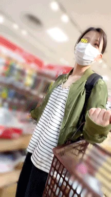 胸チラ動画08　雑貨屋/若ママさん遭遇！窃視に気づかずぷっくり乳首まで激写！