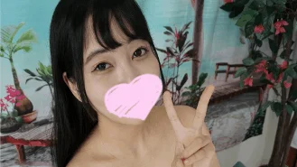 もじもじしながらキレイなおっぱいを丸出しにしちゃう無防備すぎる『みずほちゃん』初めての口内射精で「ビックリしたｗ」とにっこり笑顔