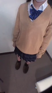 【再販】彼氏へのプレゼント買う為に金欠すぎてまんこを売るしか方法がなかったかわいそうなJ系-5