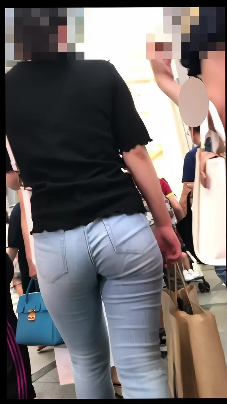 【再販】213真面目でおとなしそうなのにエッロい巨尻のお姉さん-3