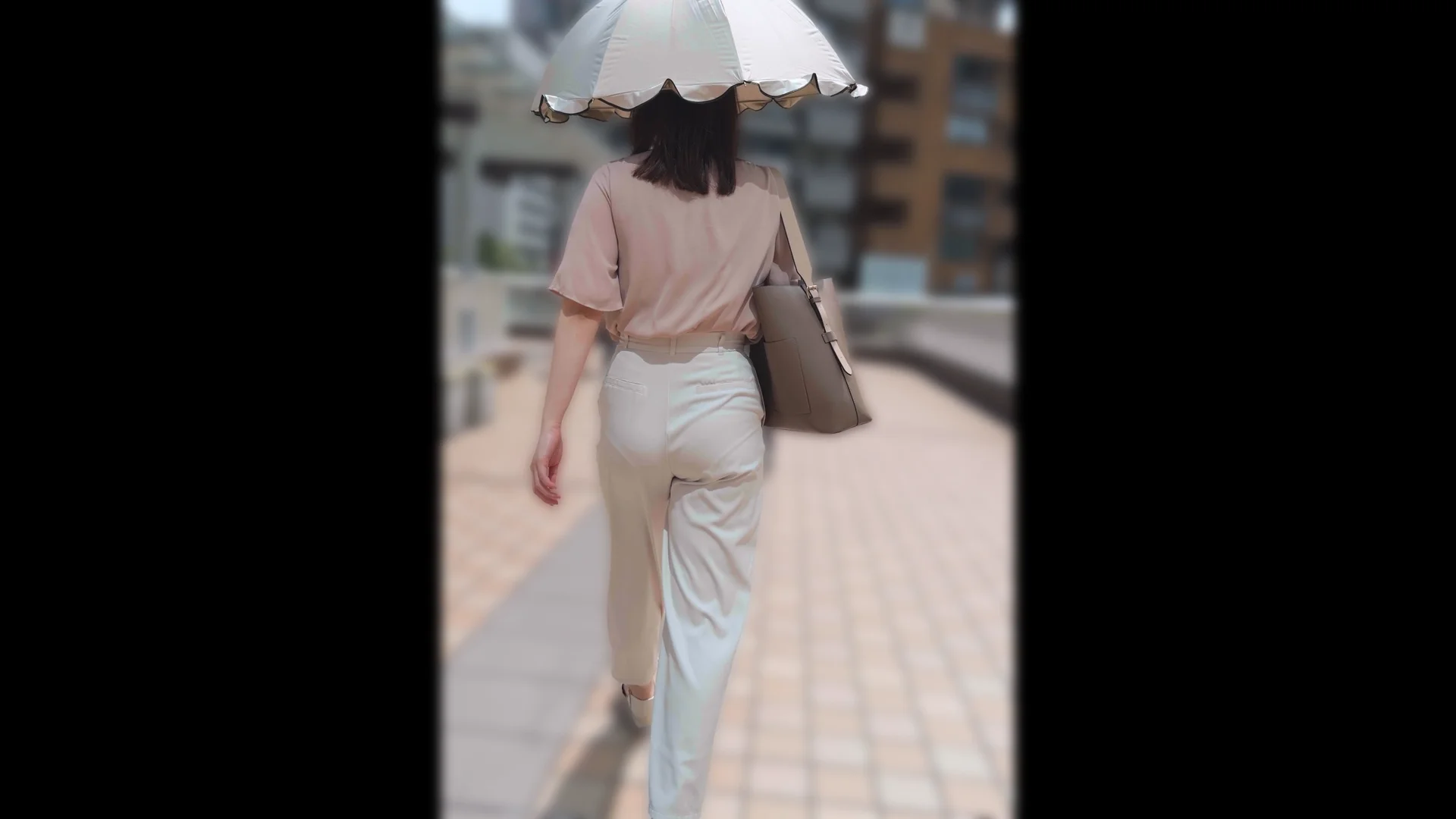 歩行記録0369「洗練された装いのOLさんが魅せる良スタイルボディ」(全2名)-6