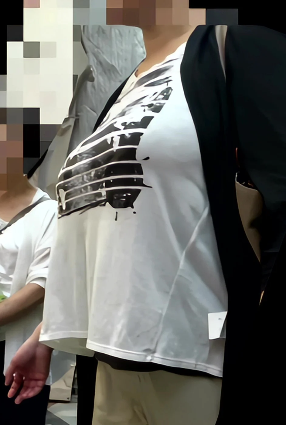 【再販】217爆乳すぎるお姉さん家族旅行に密着しました。