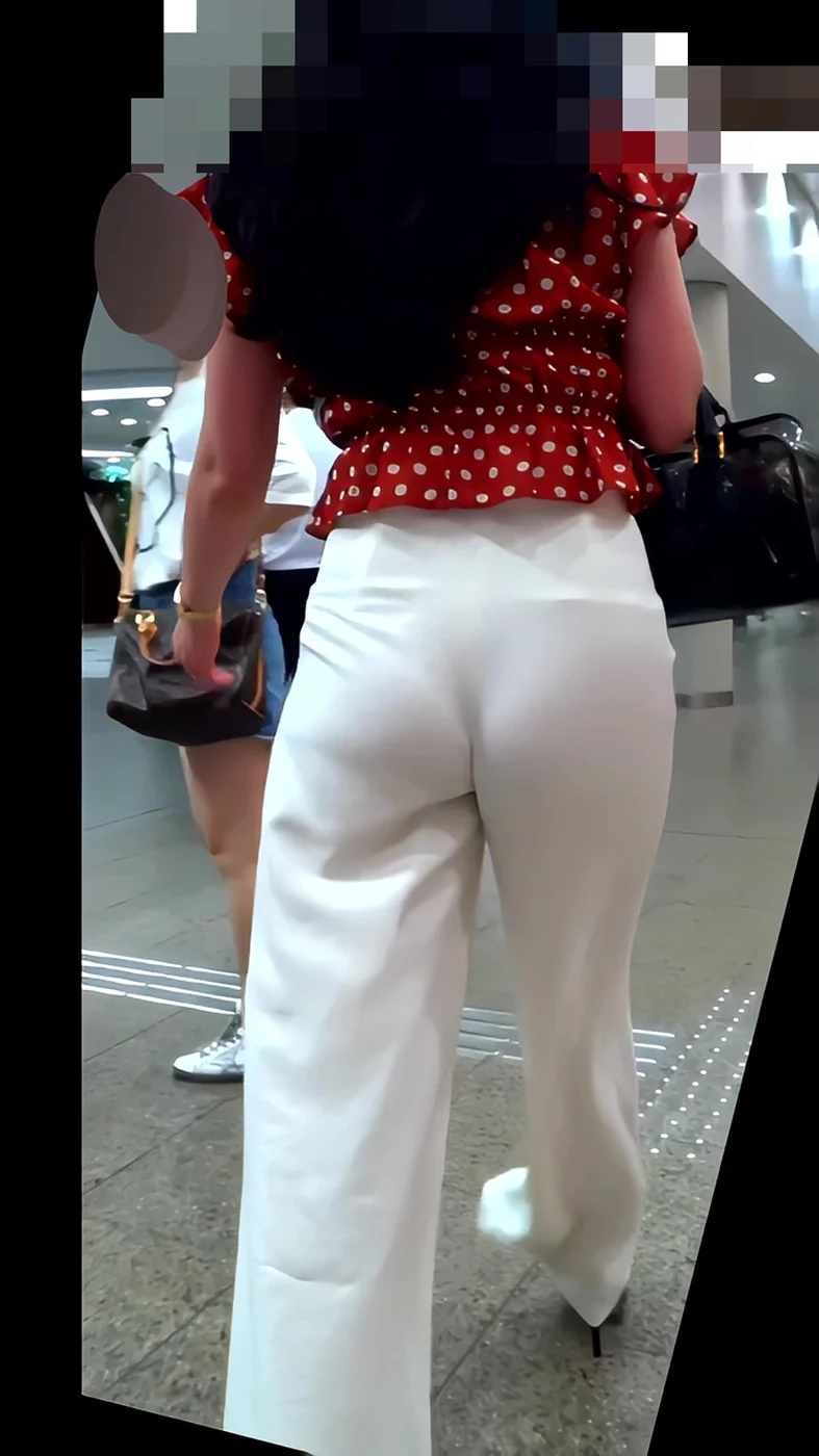 【再販】218真空パックみたいなパツパツ尻のお姉さんとTバックがエロい白うすうすパンツのお姉さん-6