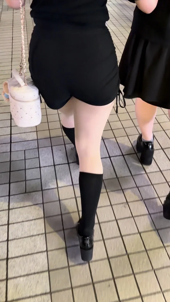 ヒップコレクションVol.115 色白美肌のえちえちヒップのお姉さん3選！-2