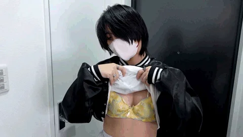 【再販】ボーイッシュ美女のおパンツ買取！/黄色おパンツに直接乳首いじりで絶頂！【下着/可愛 い/美尻】