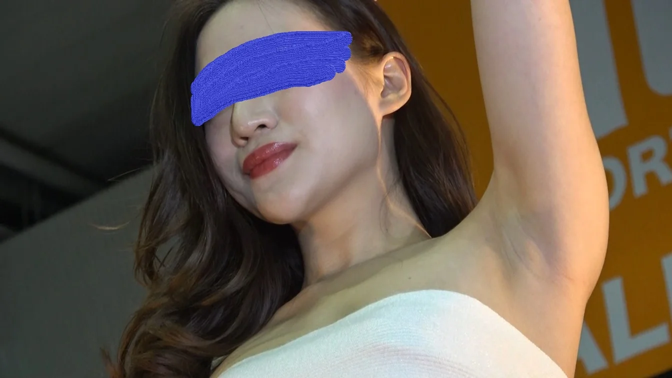 【再販】超美人コンパニオンさんが大量のカメコ対応のため隙ありパンチラ-1