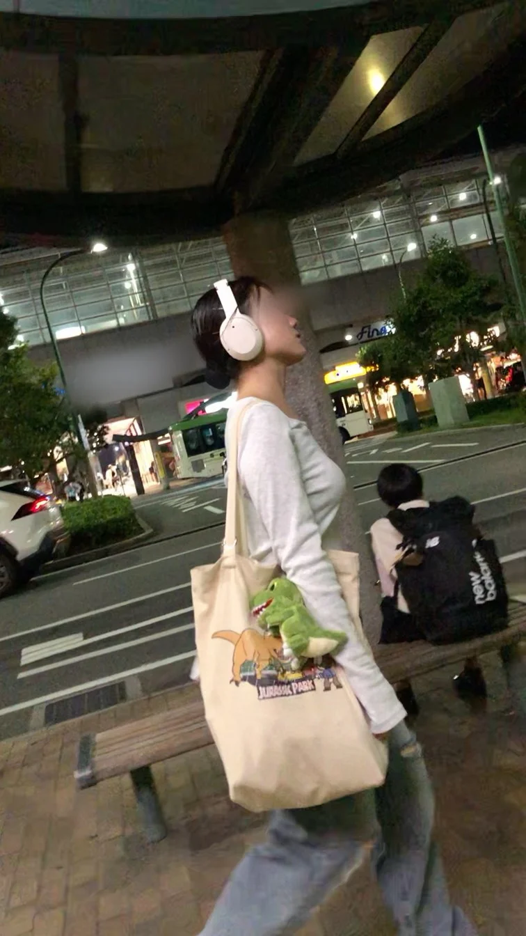 【横からの眺め414】スタイル抜群のＪＤのオッパイバウンドに大興奮！！