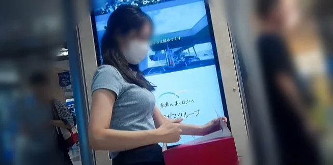作業中の超絶美人OLが最高過ぎるなど-3